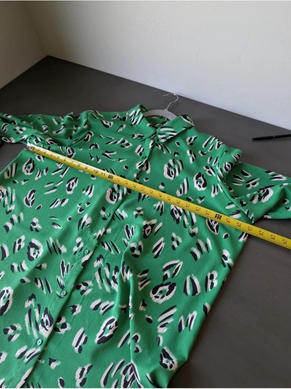 Investments Green Leopard-Print Button Down Shirt - Picture 10 of 11
